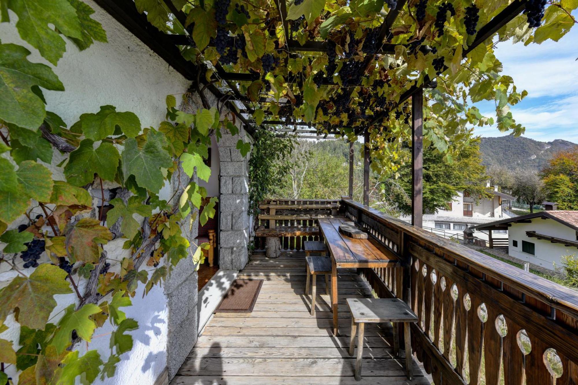 Chalet "Baita Cavacca" Crone ภายนอก รูปภาพ