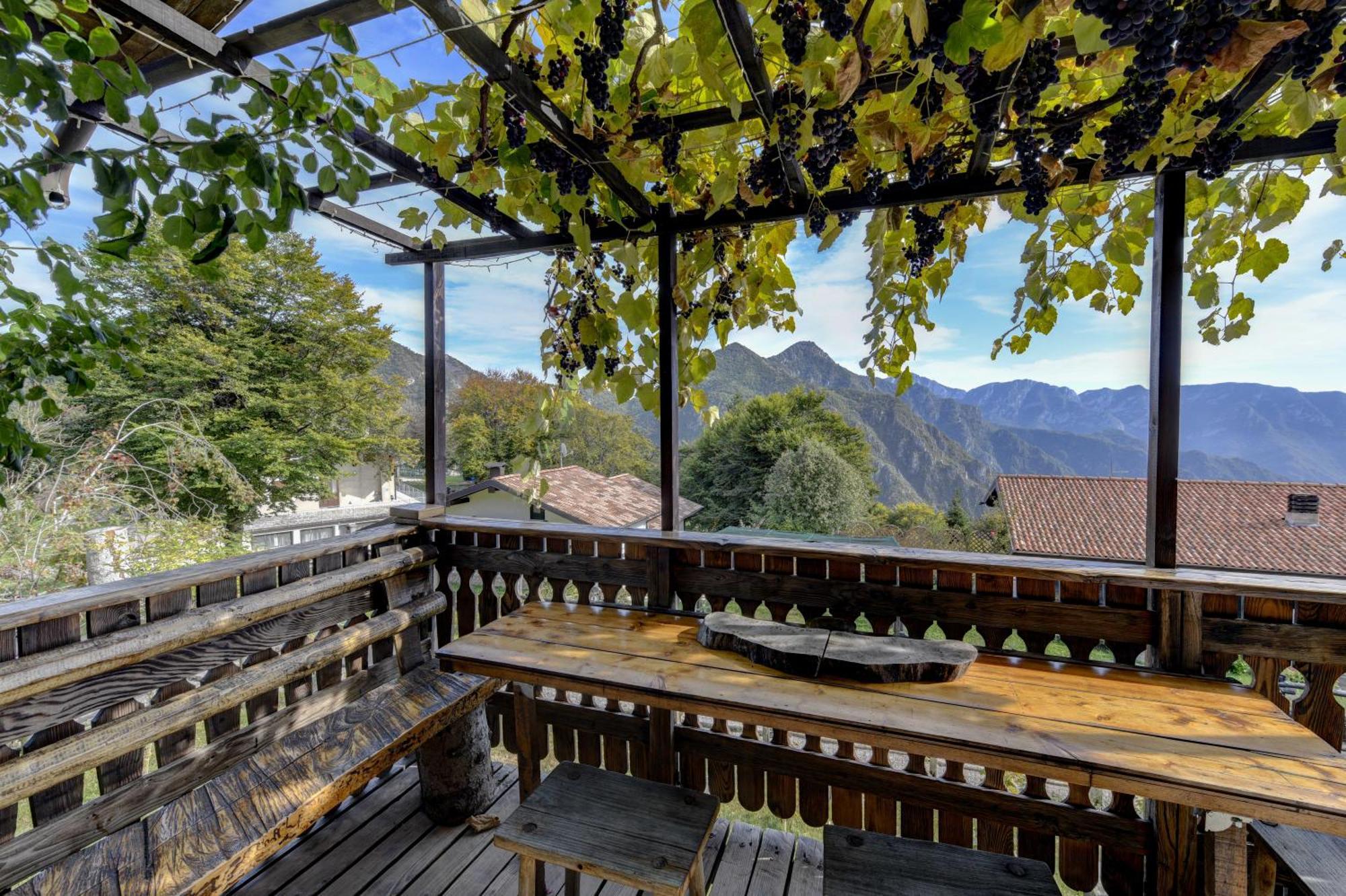 Chalet "Baita Cavacca" Crone ภายนอก รูปภาพ