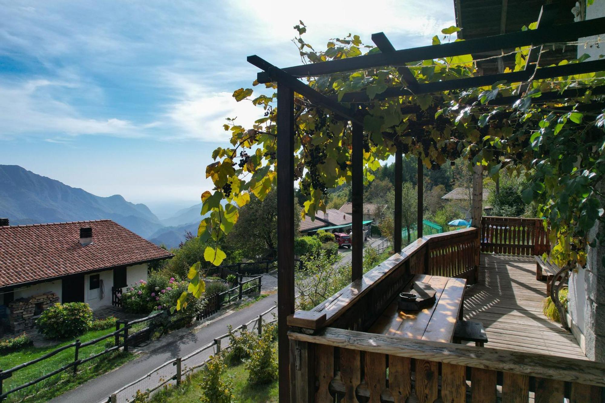 Chalet "Baita Cavacca" Crone ภายนอก รูปภาพ